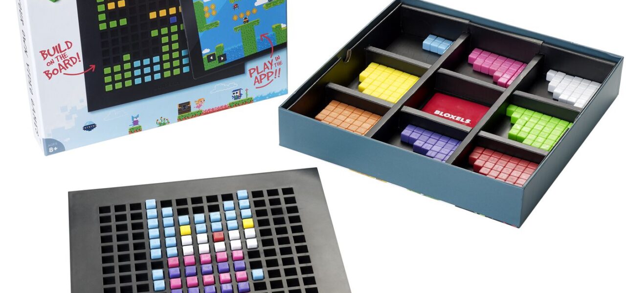 Bloxels for creative children
