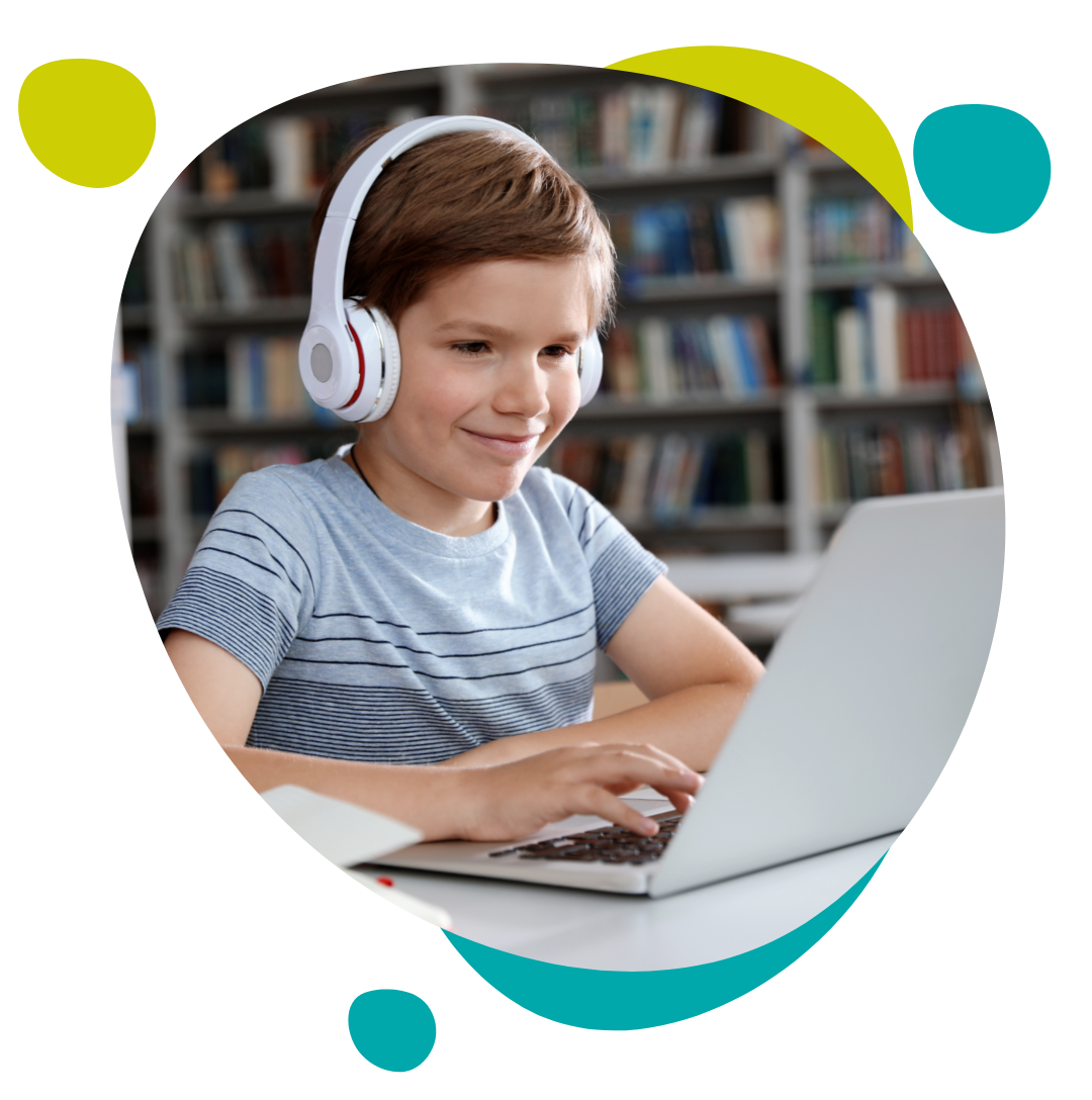 ComputerXplorers student doing an online class